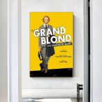 affiche du film le grand blond avec une chaussure noire