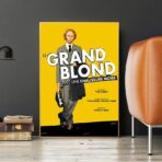 affiche du film le grand blond avec une chaussure noire