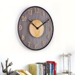 horloge industrielle en fer