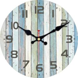 horloge murale bleu clair