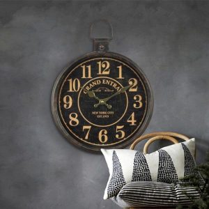 horloge vintage en métal