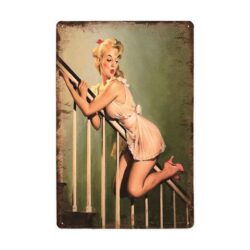 Plaque Métal Vintage Pin-up Escalier