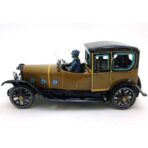 voiture en tole ancienne
